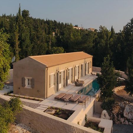 F Topia Villas Фискардо Екстериор снимка