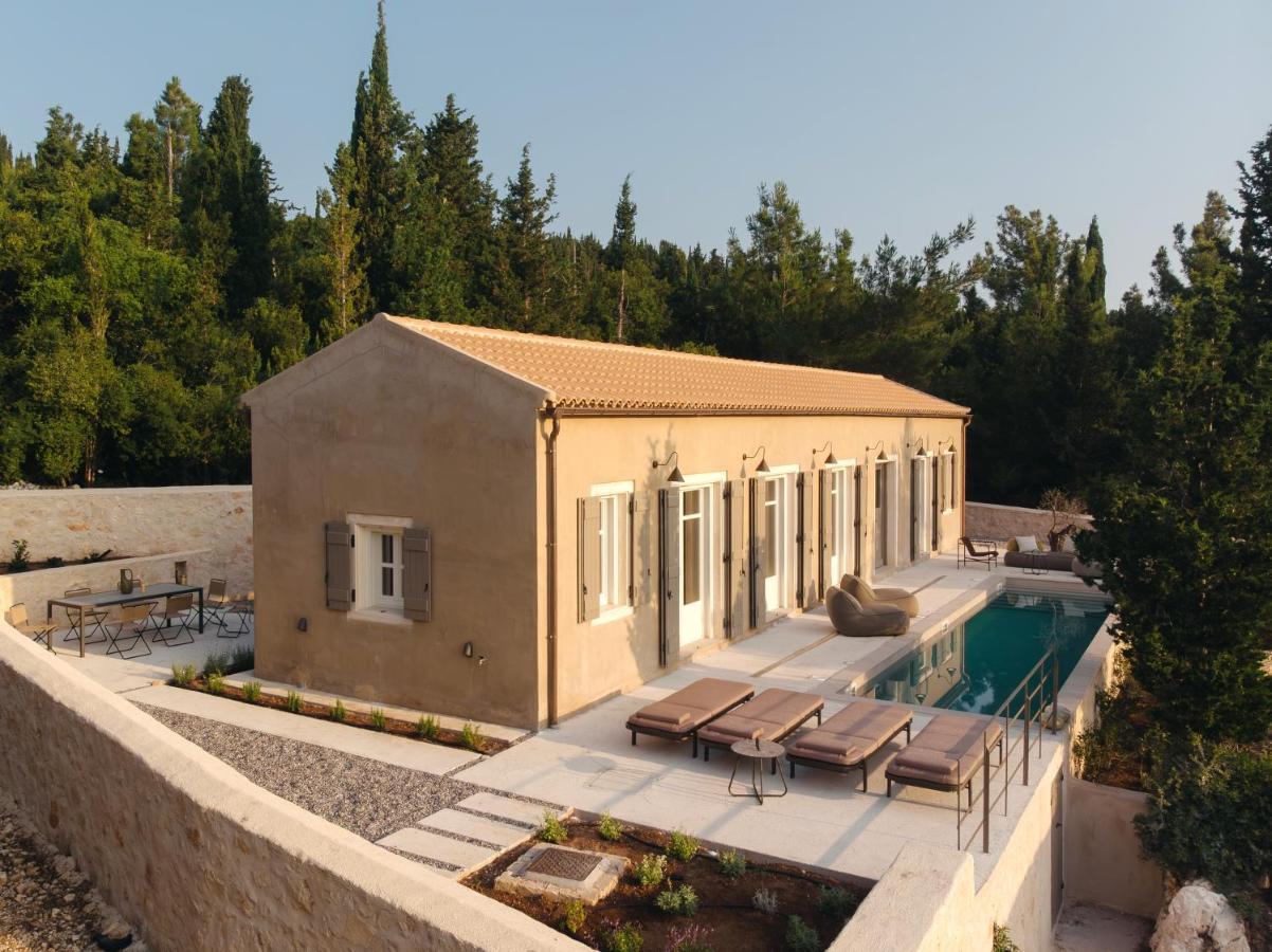 F Topia Villas Фискардо Екстериор снимка